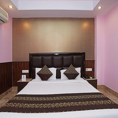 Oyo Hotel Vedas Heritage Dillí Exteriér fotografie