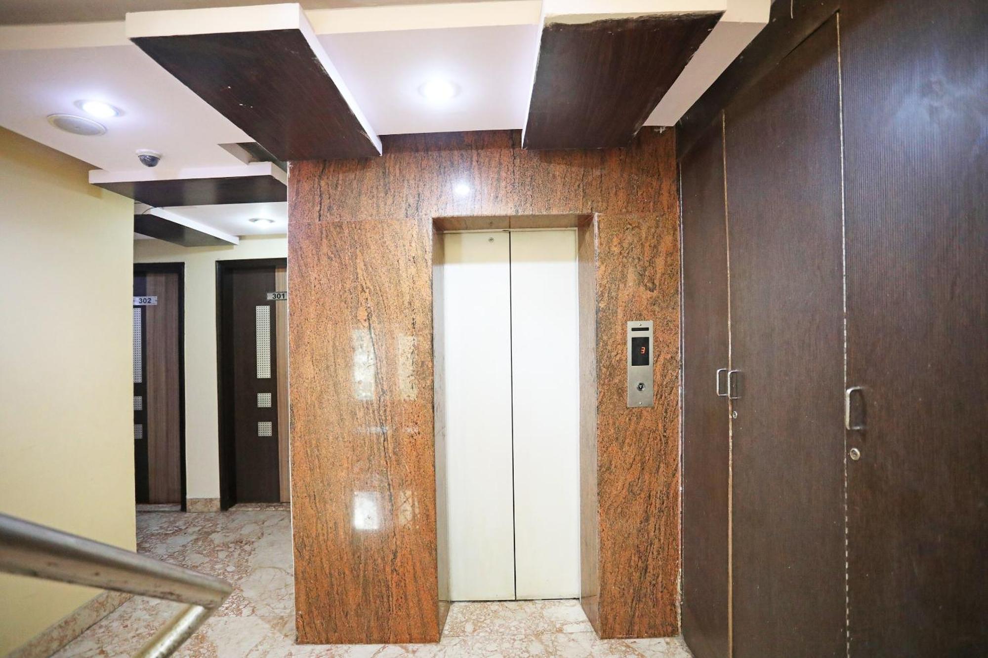 Oyo Hotel Vedas Heritage Dillí Exteriér fotografie