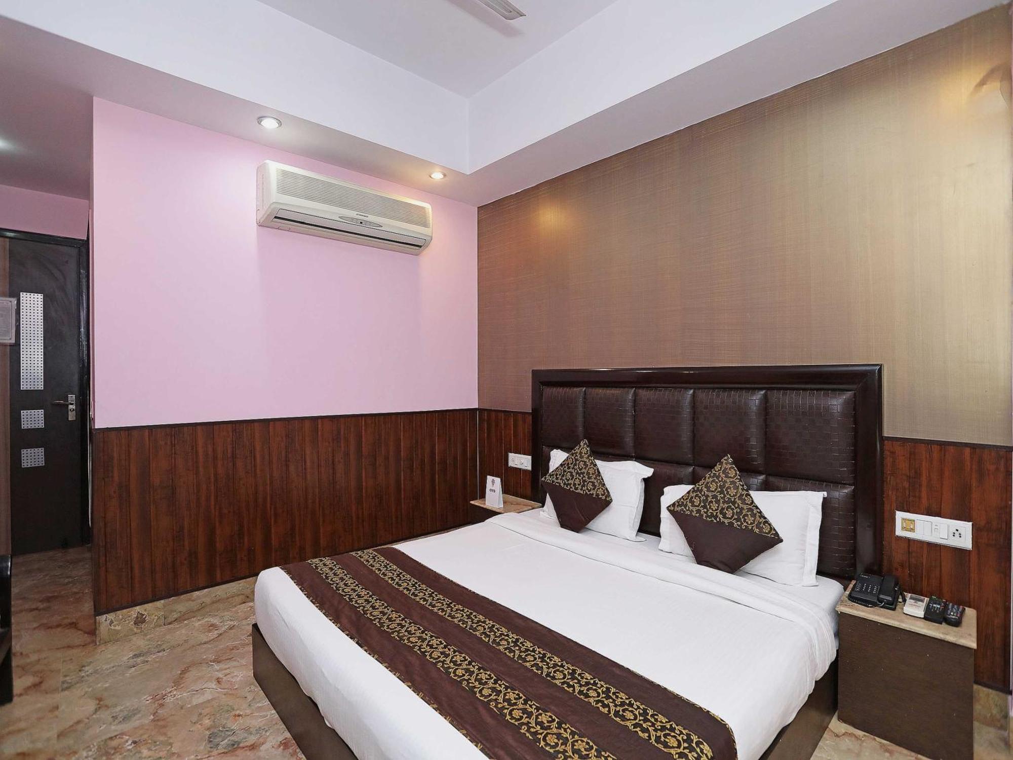 Oyo Hotel Vedas Heritage Dillí Exteriér fotografie