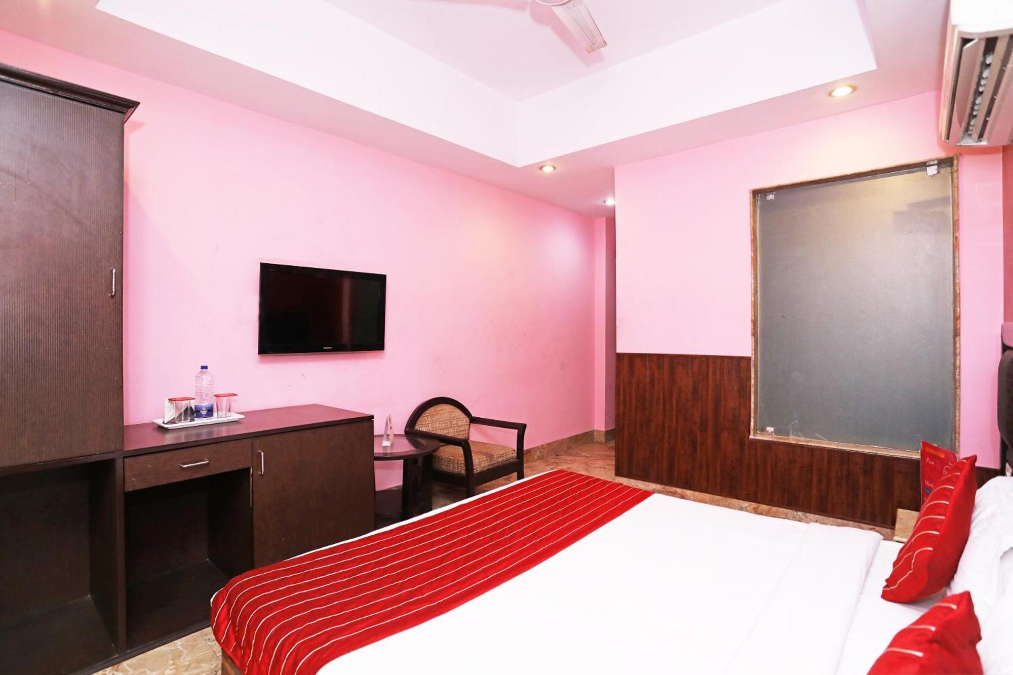 Oyo Hotel Vedas Heritage Dillí Exteriér fotografie